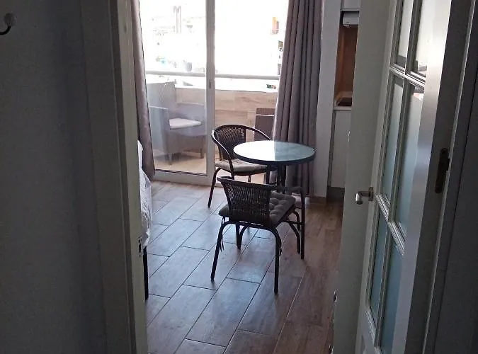 Estudio Puerto Deportivo Playa Apartment